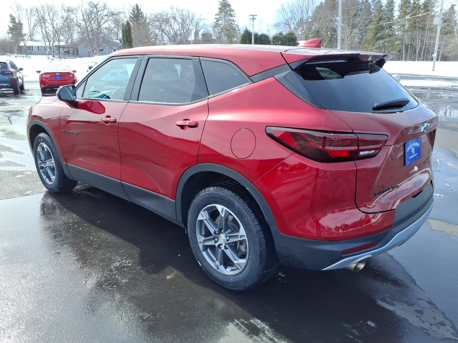 Used 2023 Chevrolet Blazer LT w/ Driver Confidence Package image 3