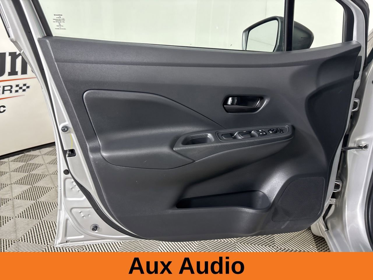 Used 2020 Nissan Versa S image 9