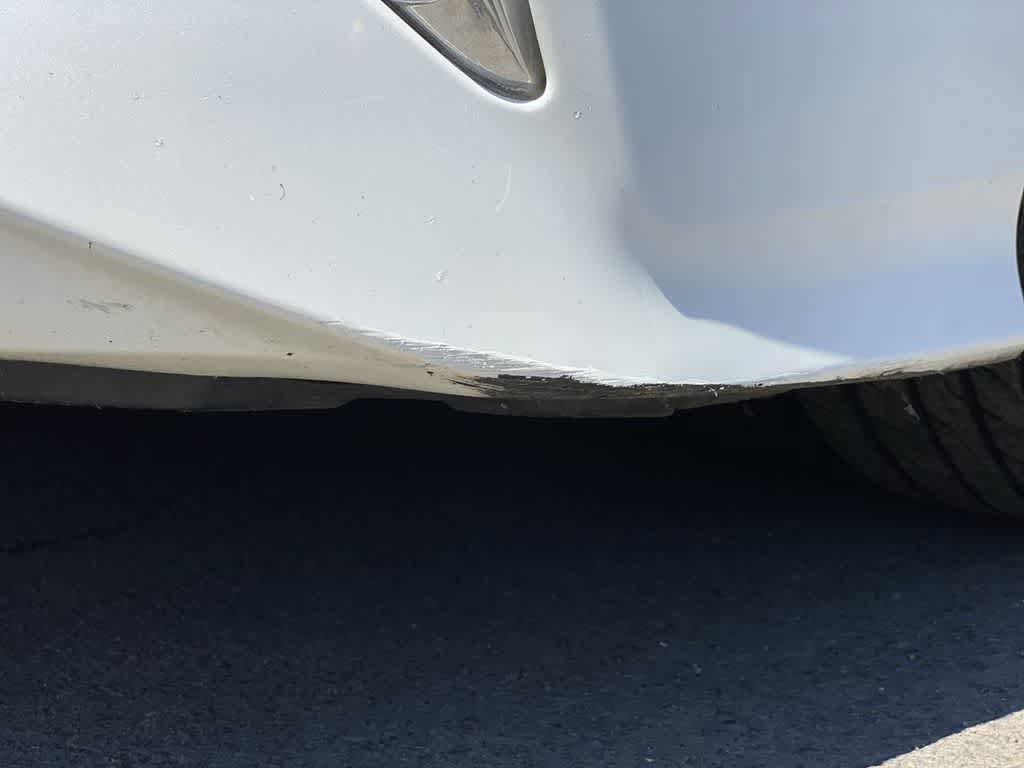Used 2016 Toyota Prius Three Touring FWD image 43