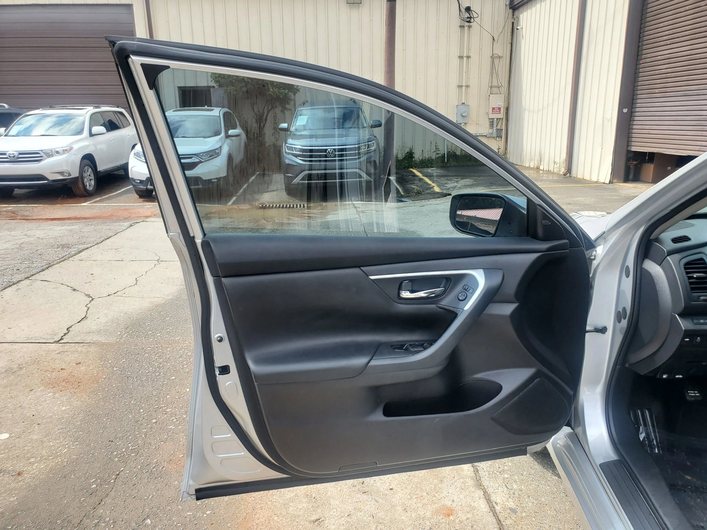 Used 2018 Nissan Altima 2.5 SV FWD image 20