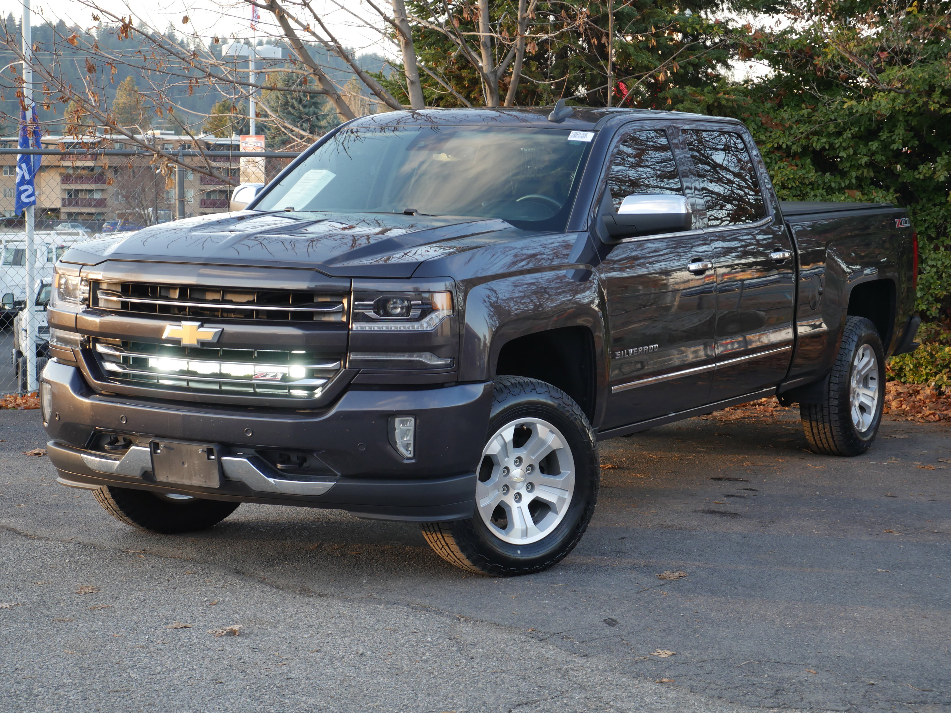 Used 2016 Chevrolet Silverado 1500 LTZ Z71 w/ LTZ Plus Package image 2