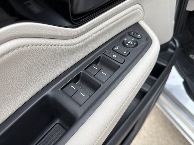 New 2026 Honda Odyssey Touring image 24