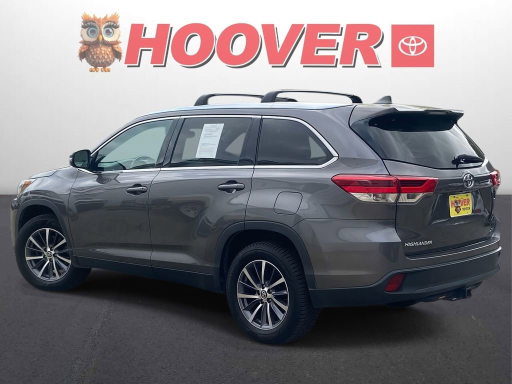 Used 2019 Toyota Highlander XLE image 5