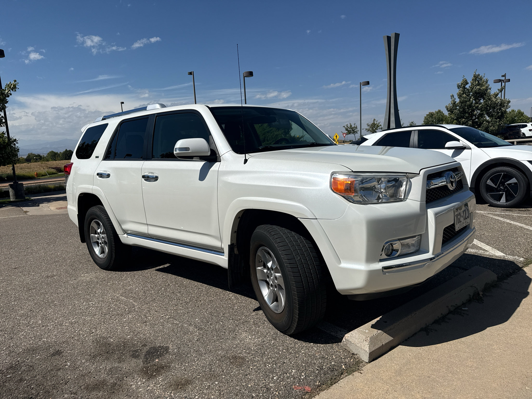 Used 2013 Toyota 4Runner SR5 w/ Convenience Pkg AWD/4WD image 5