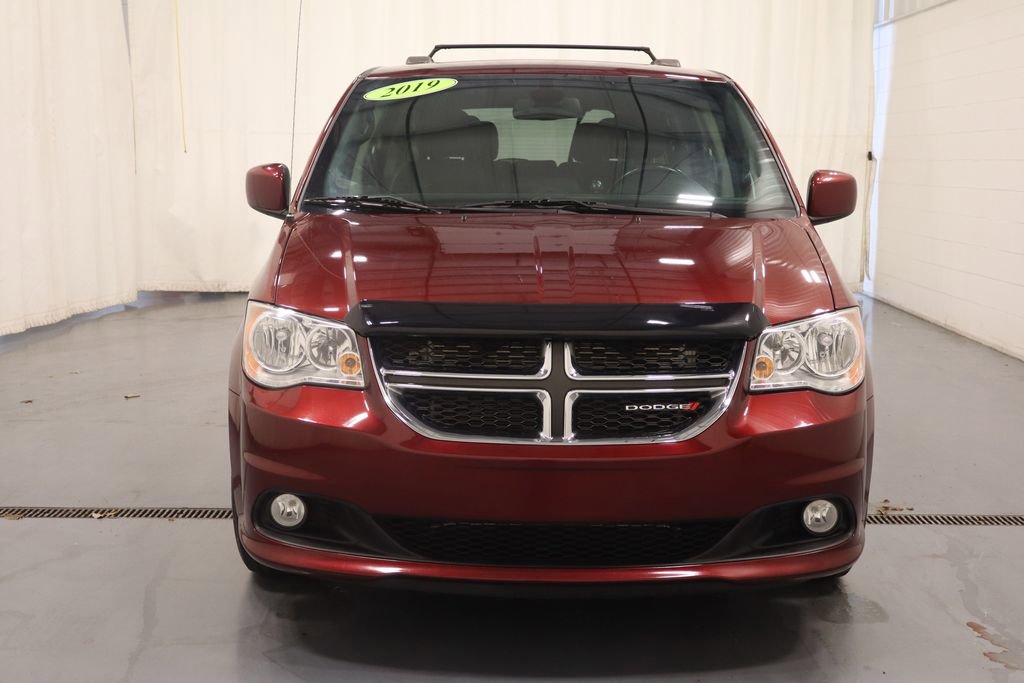 Certified 2019 Dodge Grand Caravan SXT FWD image 4