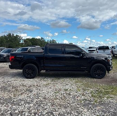 Used 2024 Ford F150 Lariat AWD/4WD image 2