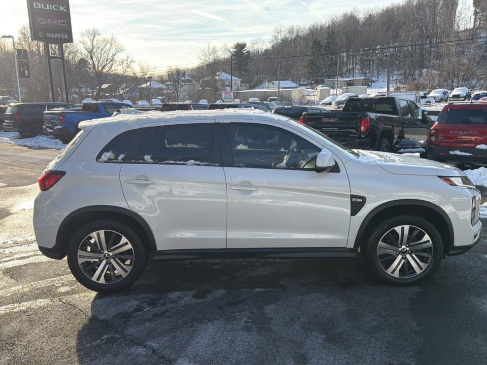 Used 2021 Mitsubishi Outlander Sport ES image 2