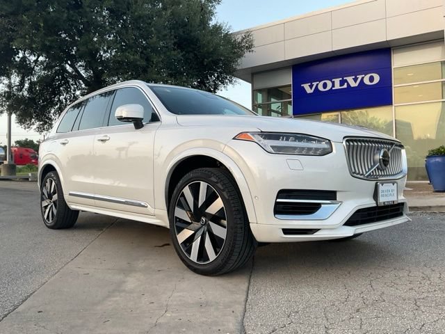Certified 2024 Volvo XC90 T8 Plus w/ Protection Package Premier AWD/4WD image 1
