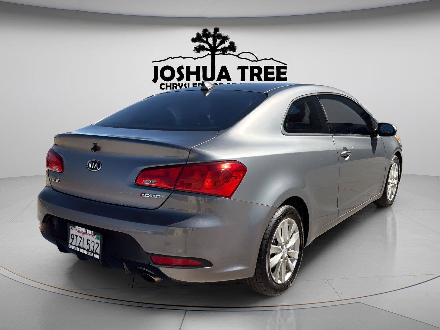 Used 2015 Kia Forte Koup EX FWD image 7