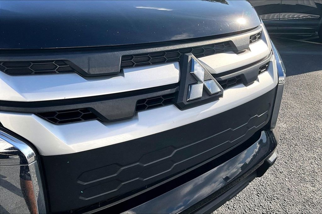 Used 2022 Mitsubishi Outlander Sport ES image 31