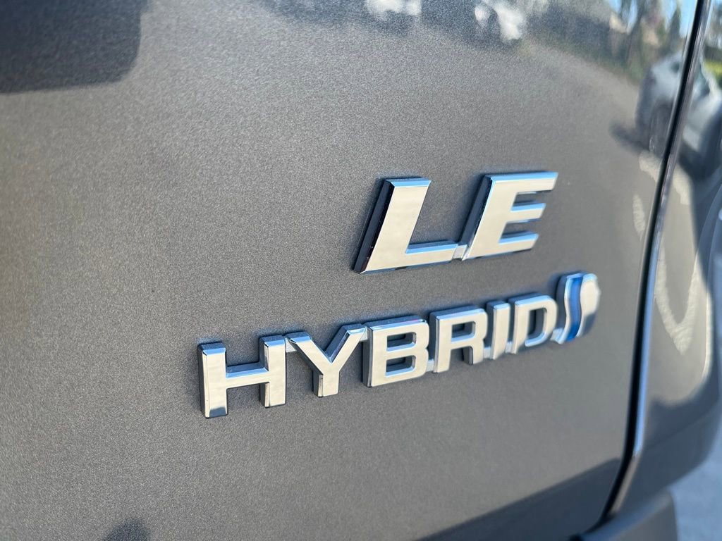 Used 2024 Toyota RAV4 LE image 24