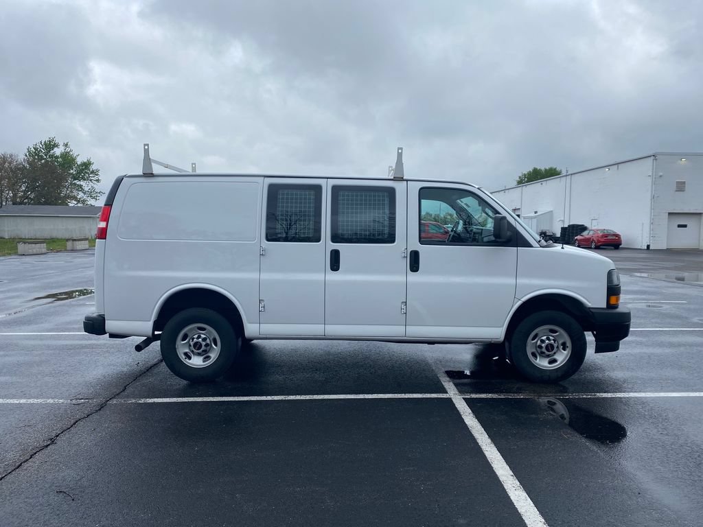 Used 2023 GMC Savana 2500 w/ Driver Convenience Package RWD image 8