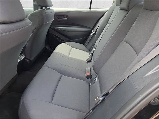 Used 2025 Toyota Corolla LE FWD image 18
