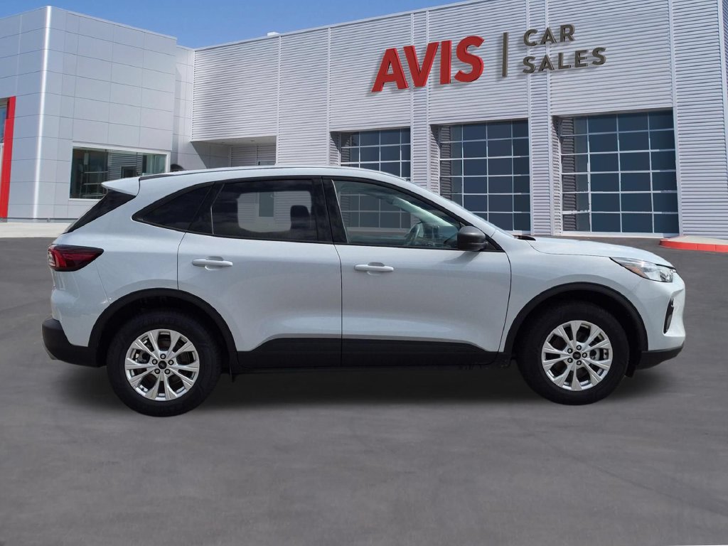 Used 2025 Ford Escape Active AWD/4WD image 5