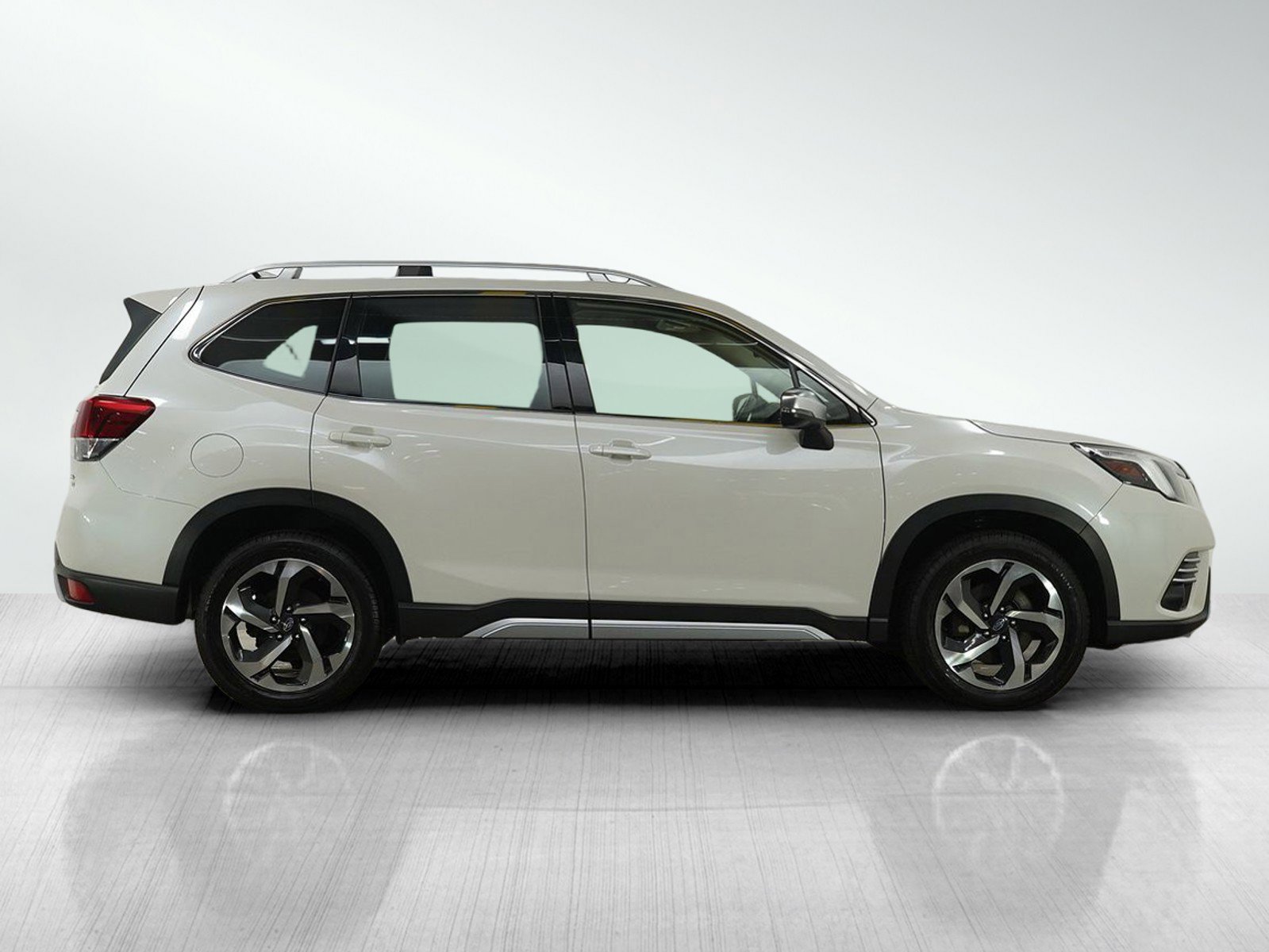 Used 2023 Subaru Forester Touring AWD/4WD image 7