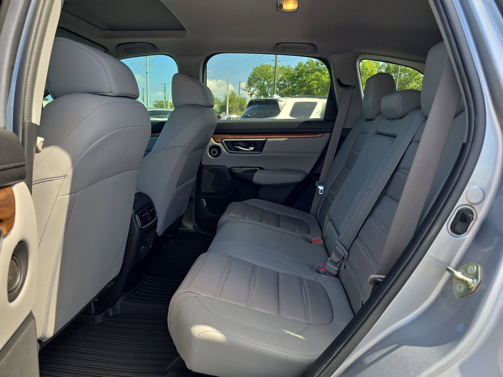 Used 2020 Honda CR-V Touring image 13