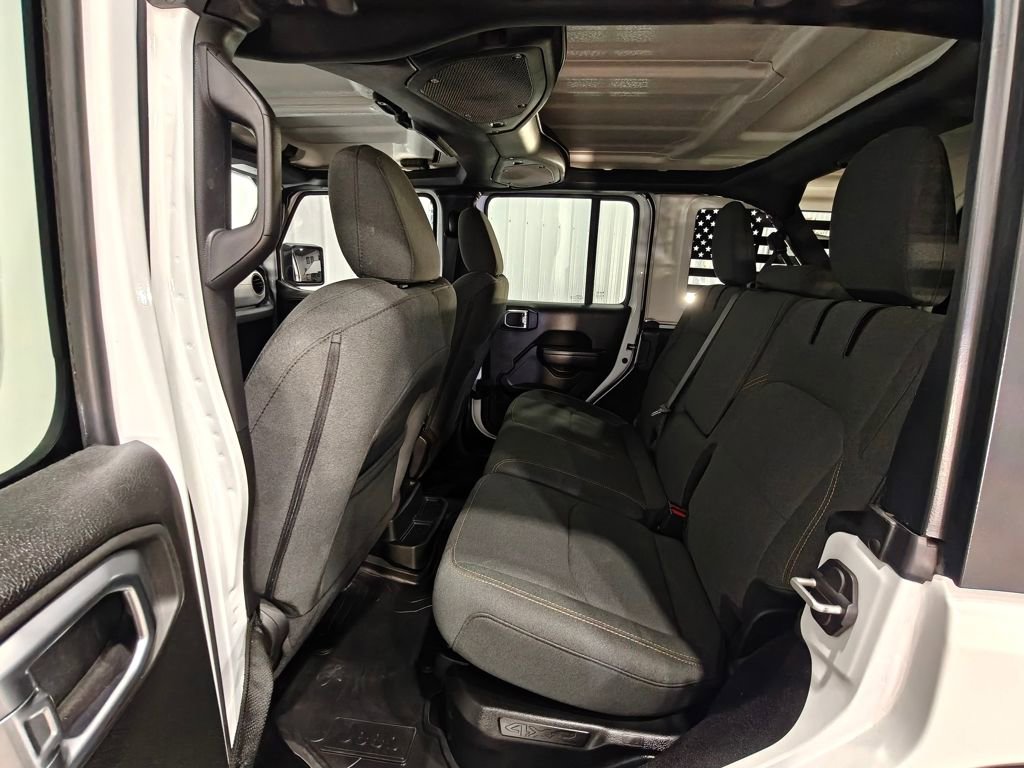 Used 2024 Jeep Wrangler Unlimited image 26