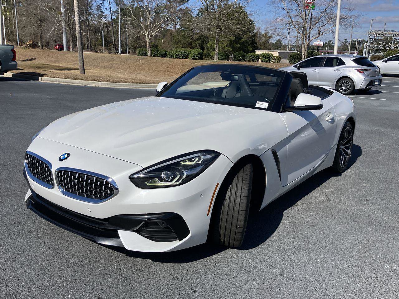 Used 2021 BMW Z4 sDrive30i image 2