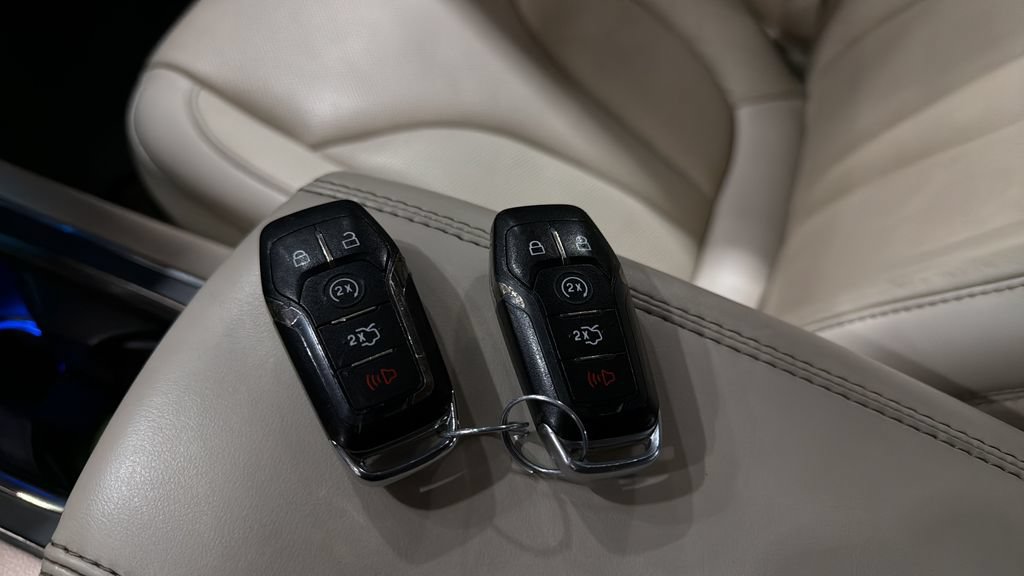 Used 2015 Lincoln MKC AWD w/ Equipment Group 102A Reserve image 34