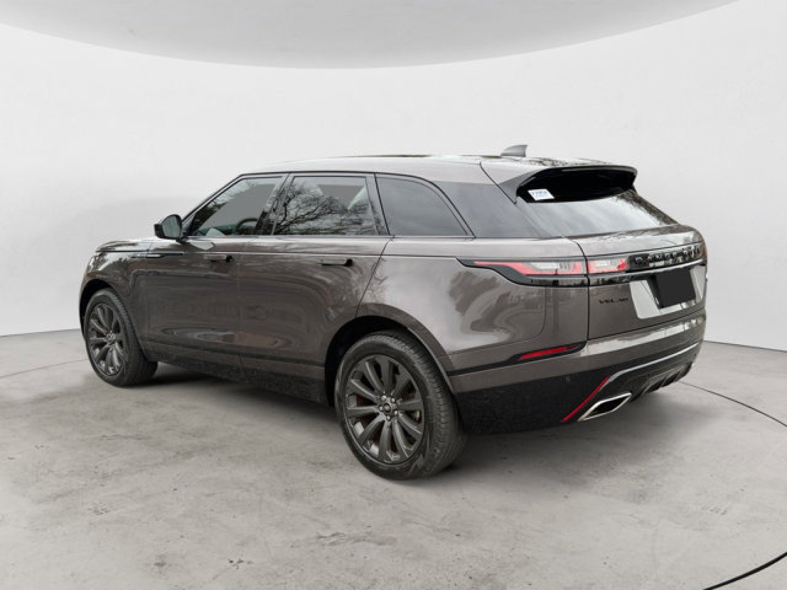 Certified 2023 Land Rover Range Rover Velar R-Dynamic S AWD/4WD image 4