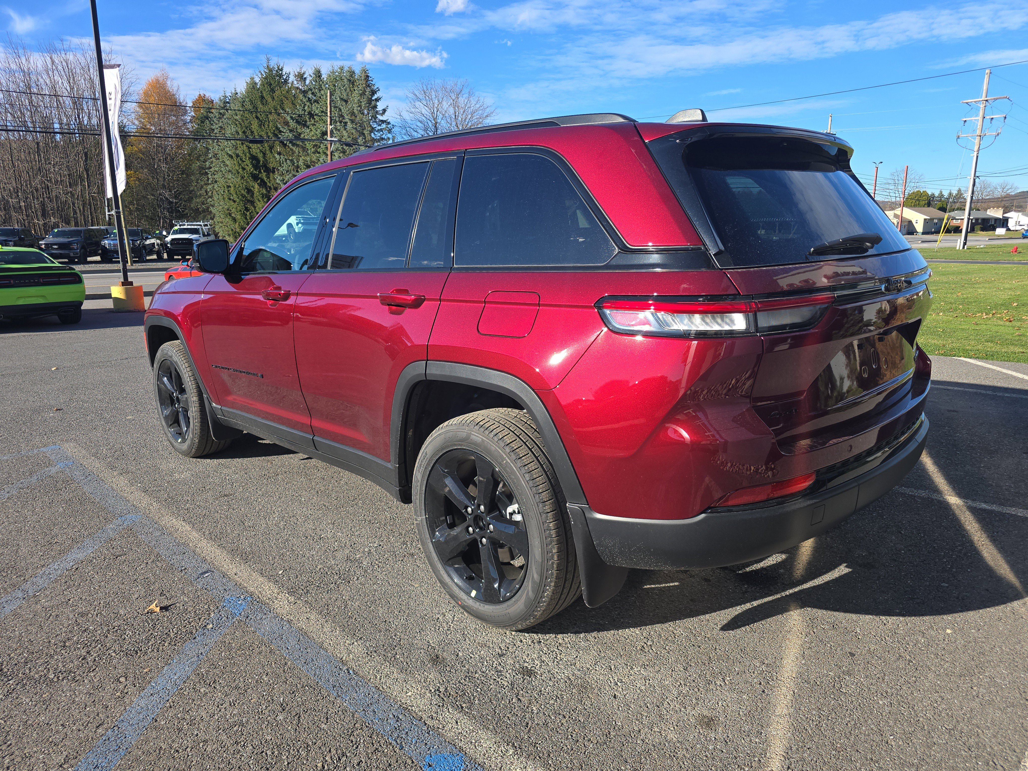 New 2025 Jeep Grand Cherokee Limited image 6