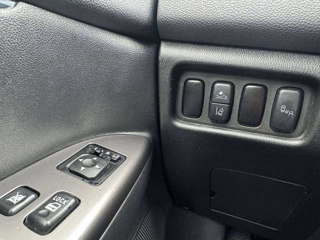 Used 2024 Mitsubishi Outlander Sport SE AWD/4WD image 12