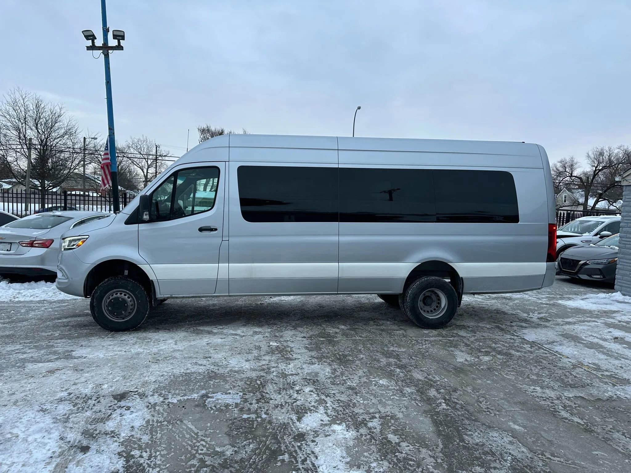 Used 2023 Mercedes-Benz Sprinter 3500 w/ Parking Package image 5