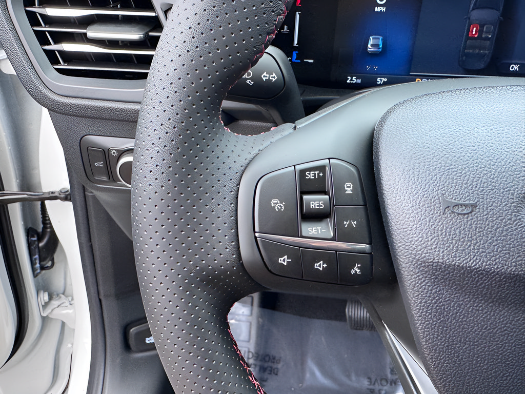 New 2026 Ford Escape ST-Line w/ Tech Pack #1 FWD image 17