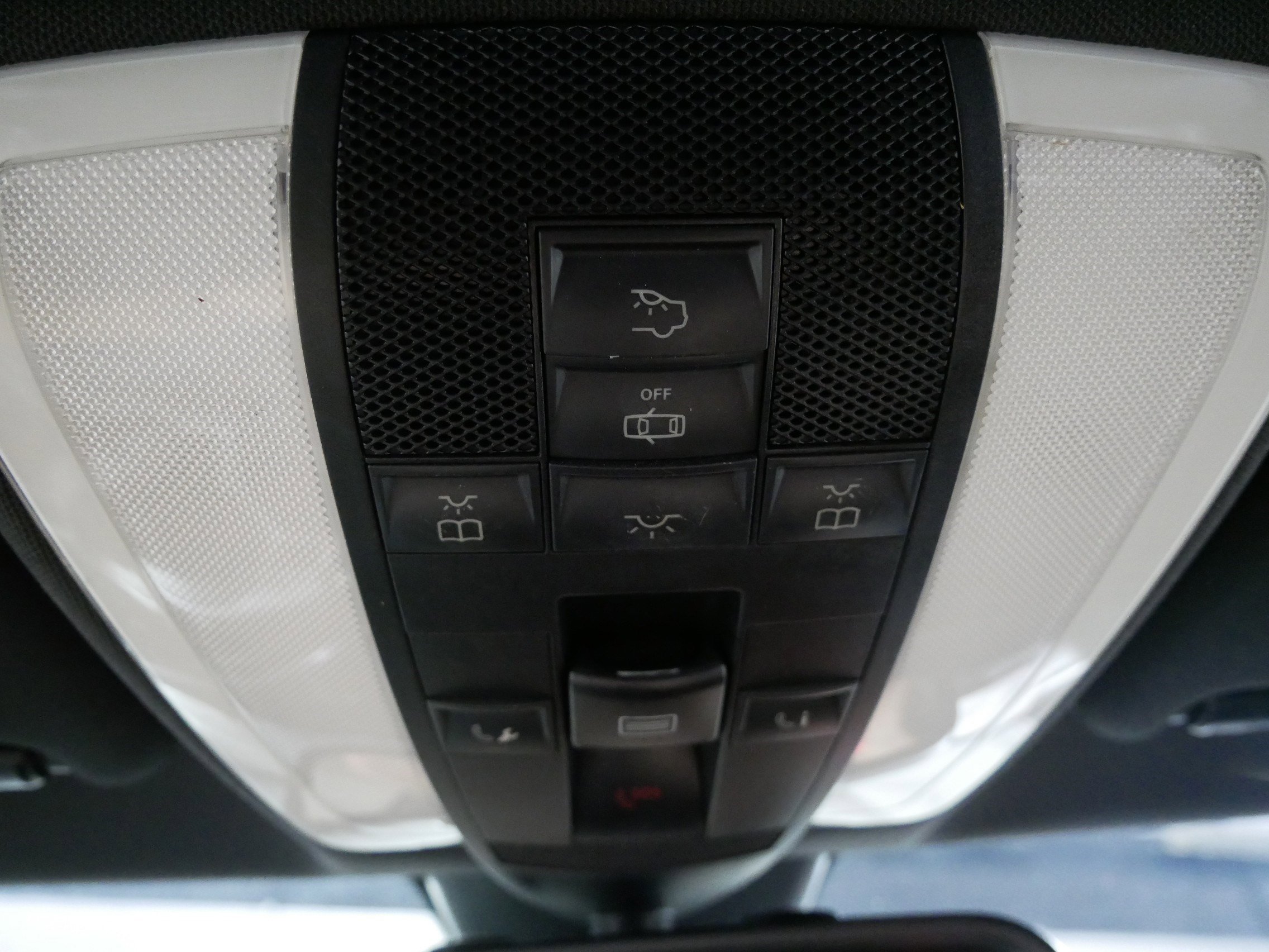 Used 2014 Mercedes-Benz C 250 Coupe image 33