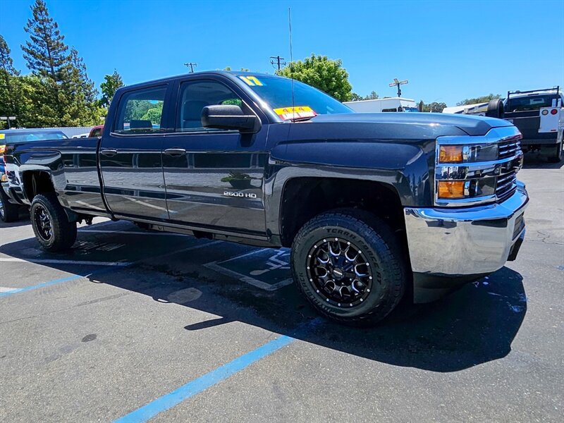 Used 2017 Chevrolet Silverado 2500 W/T AWD/4WD image 9