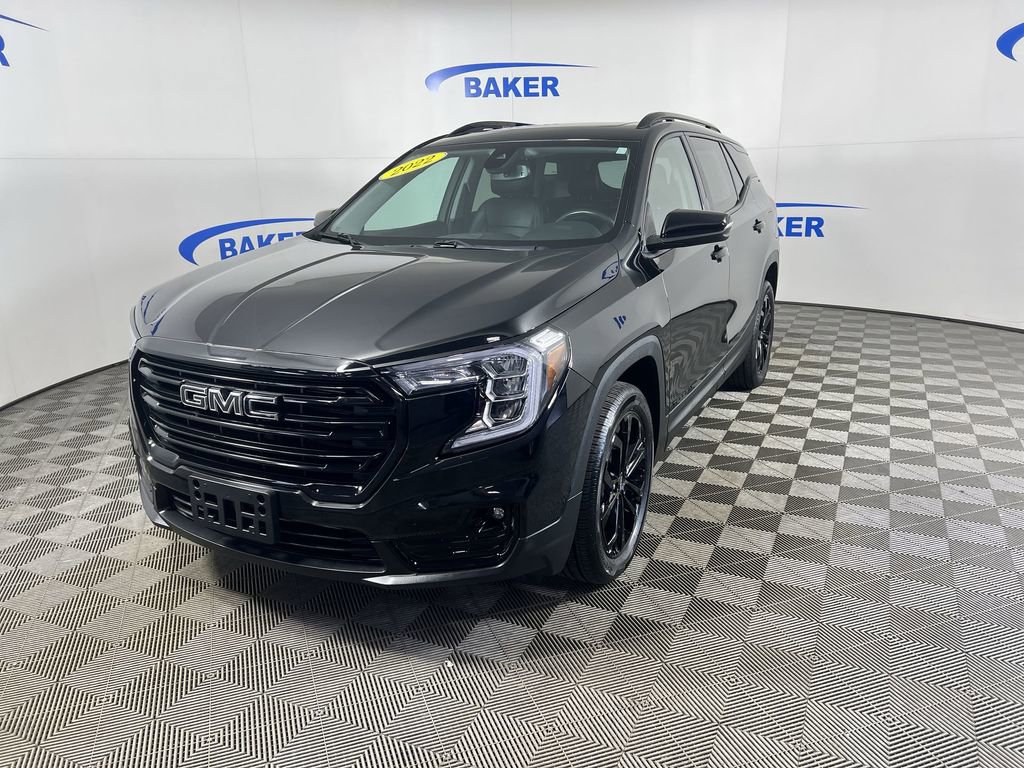Used 2022 GMC Terrain SLT w/ Infotainment Package II
