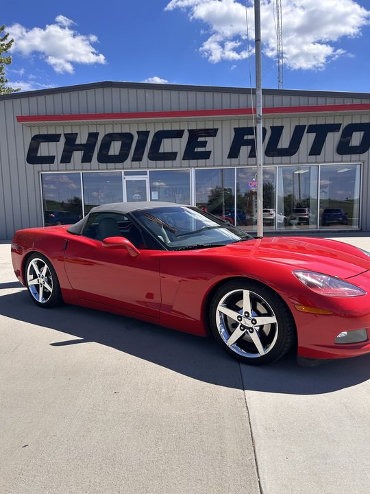 Used 2007 Chevrolet Corvette Convertible w/ Preferred Equipment Group RWD image 2