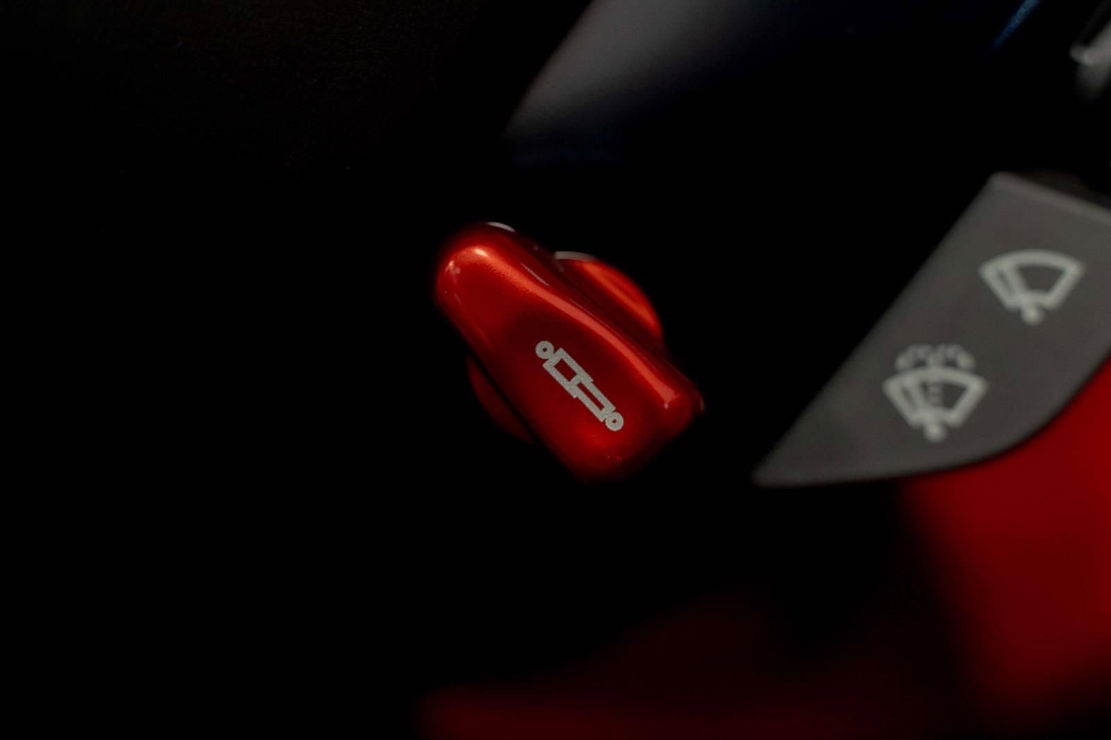 Used 2025 Ferrari 296 GTS image 42