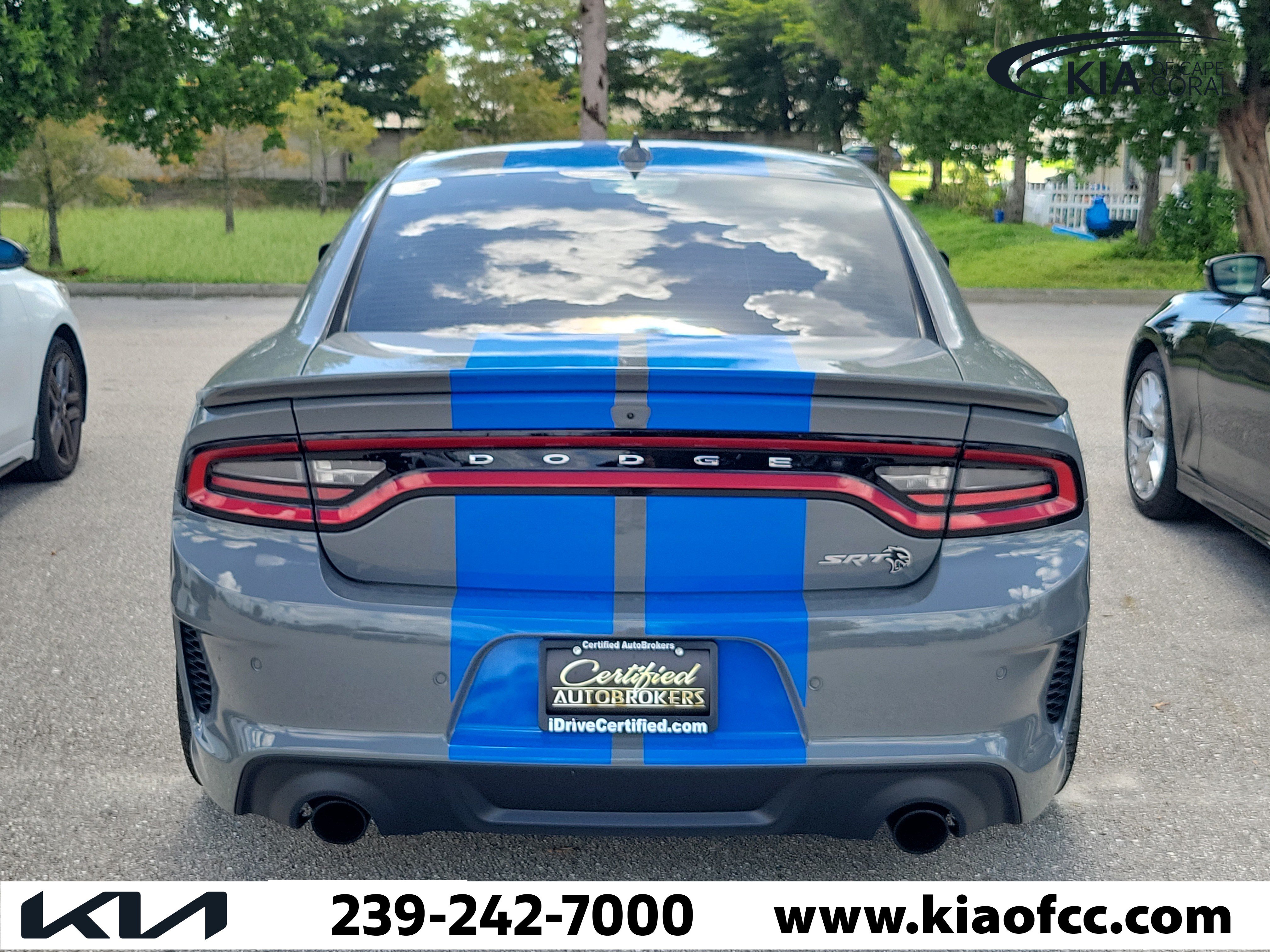 Used 2023 Dodge Charger SRT Hellcat w/ Harman/Kardon Audio Group RWD image 5