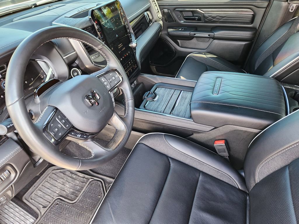 Used 2025 RAM 1500 Limited AWD/4WD image 7