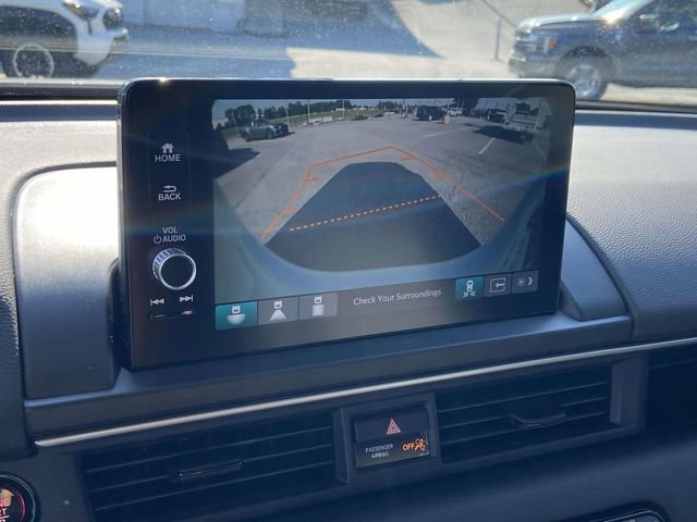 Used 2025 Honda Pilot Touring image 24
