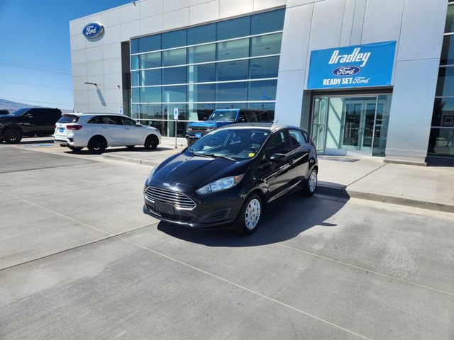 Used 2018 Ford Fiesta SE image 1