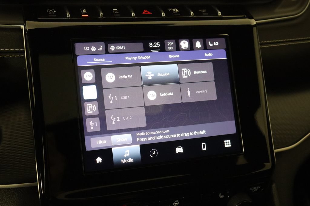 Used 2024 Jeep Grand Cherokee L Altitude RWD image 33