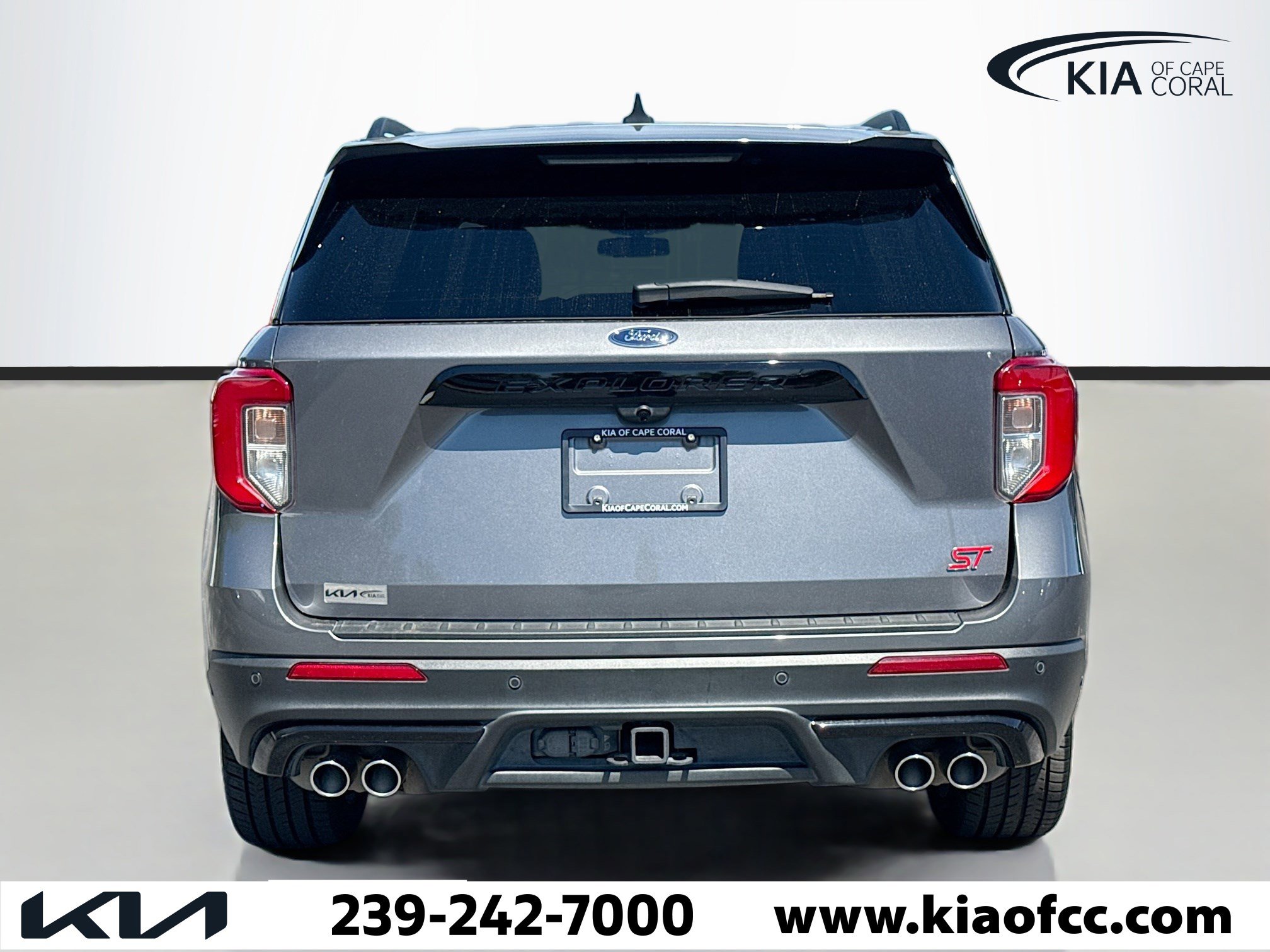 Used 2022 Ford Explorer ST w/ Equipment Group 401A image 4