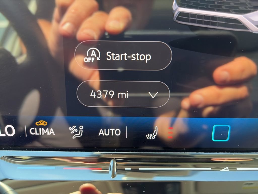 Certified 2026 Volkswagen Tiguan SE AWD/4WD image 19