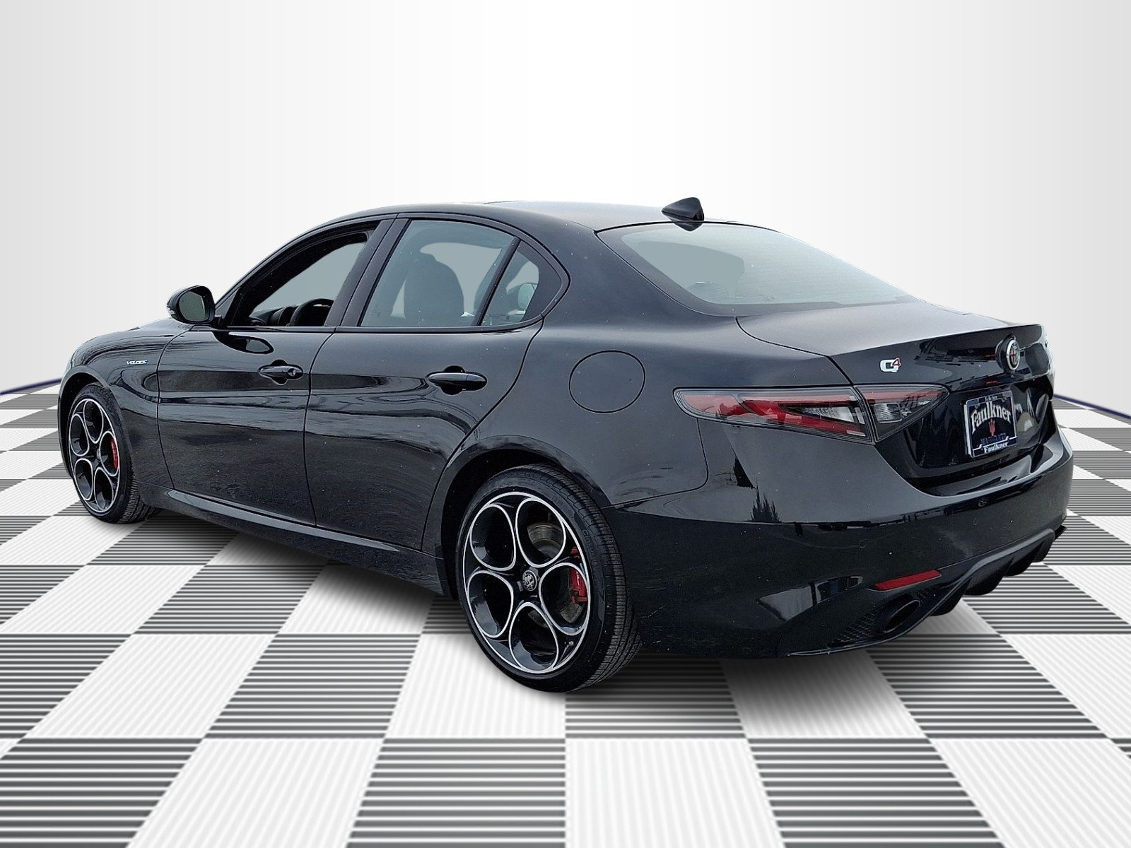 New 2025 Alfa Romeo Giulia AWD image 7