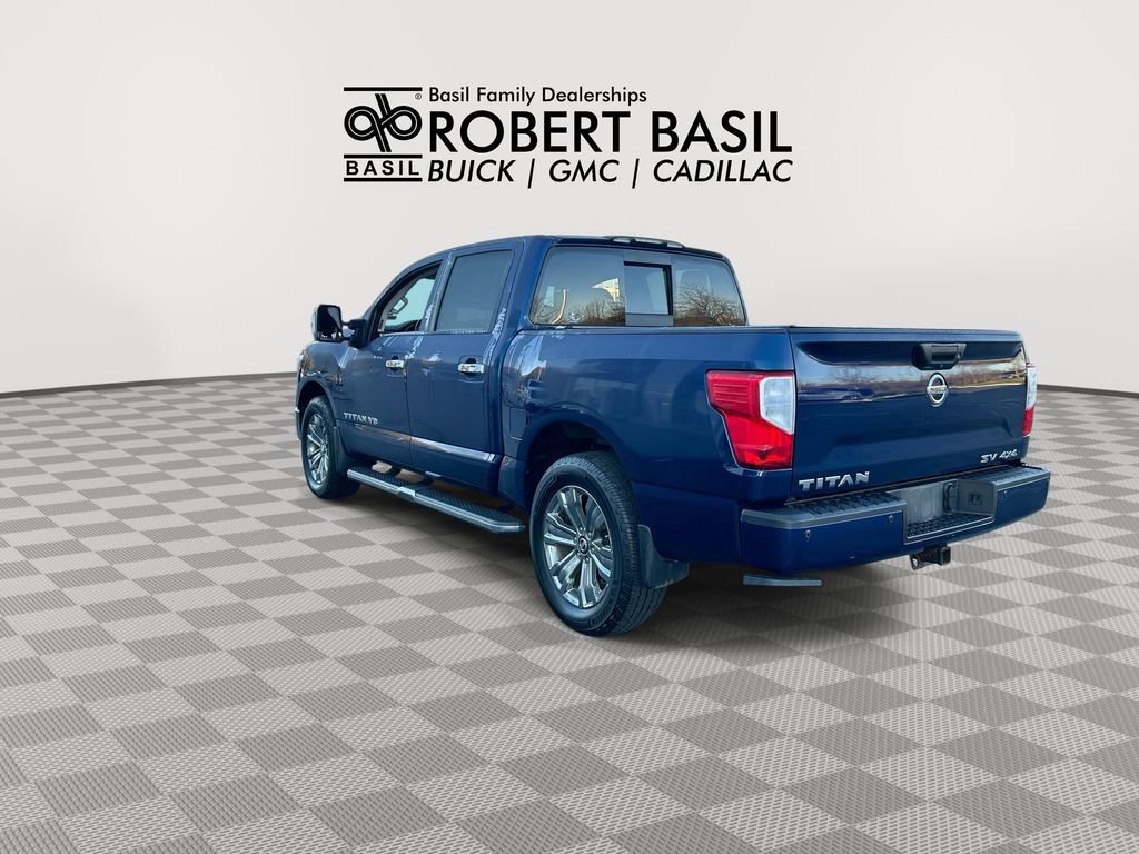Used 2018 Nissan Titan SV w/ SV Convenience Package AWD/4WD image 6