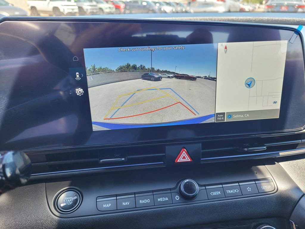 New 2025 Hyundai Elantra SEL image 9