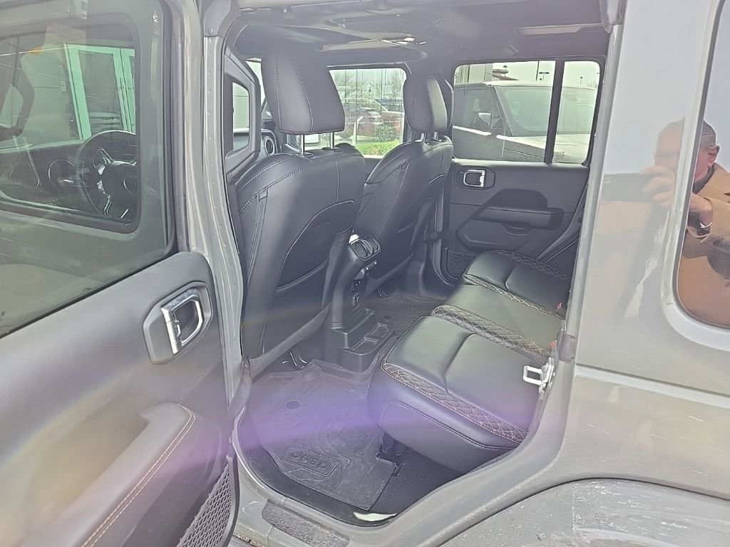 Used 2023 Jeep Wrangler Altitude image 17