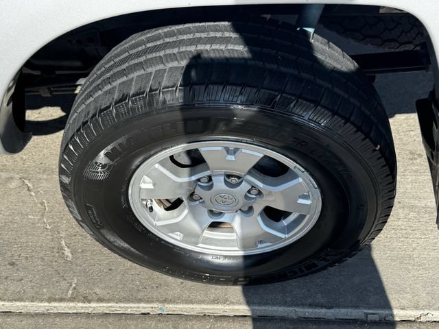 Used 2012 Toyota Tacoma PreRunner w/ TRD Off-Road Pkg RWD image 8
