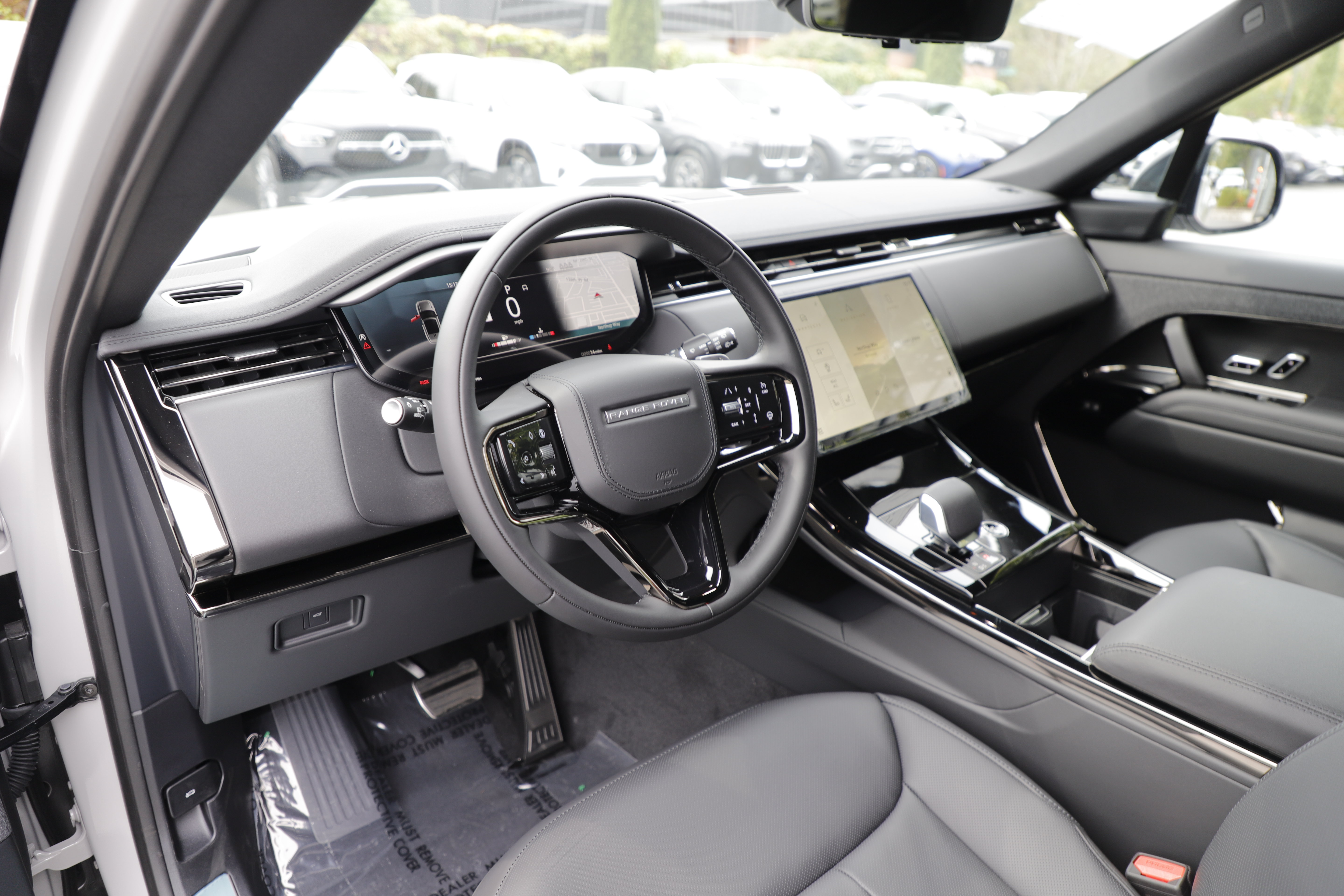 New 2026 Land Rover Range Rover Sport Dynamic SE AWD/4WD image 18