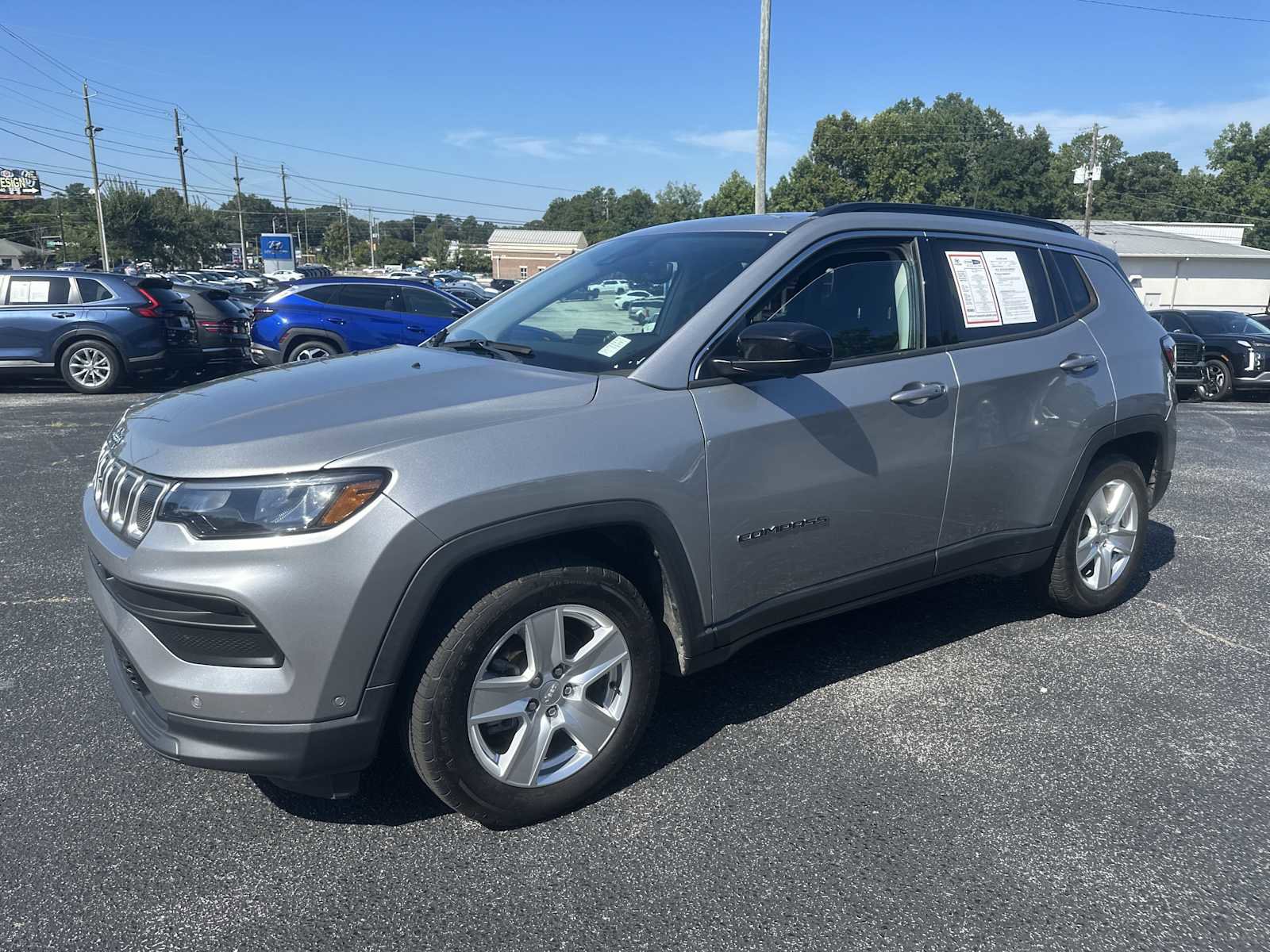 Used 2022 Jeep Compass Latitude w/ Sun and Sound Group image 9