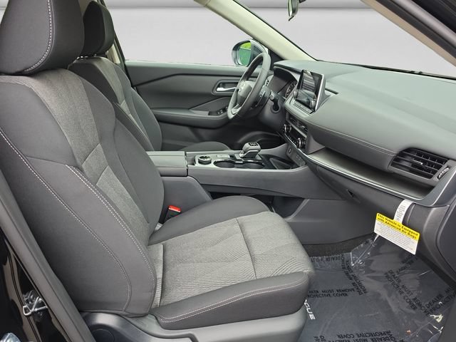 New 2026 Nissan Rogue SV w/ Cold Weather Package AWD/4WD image 16