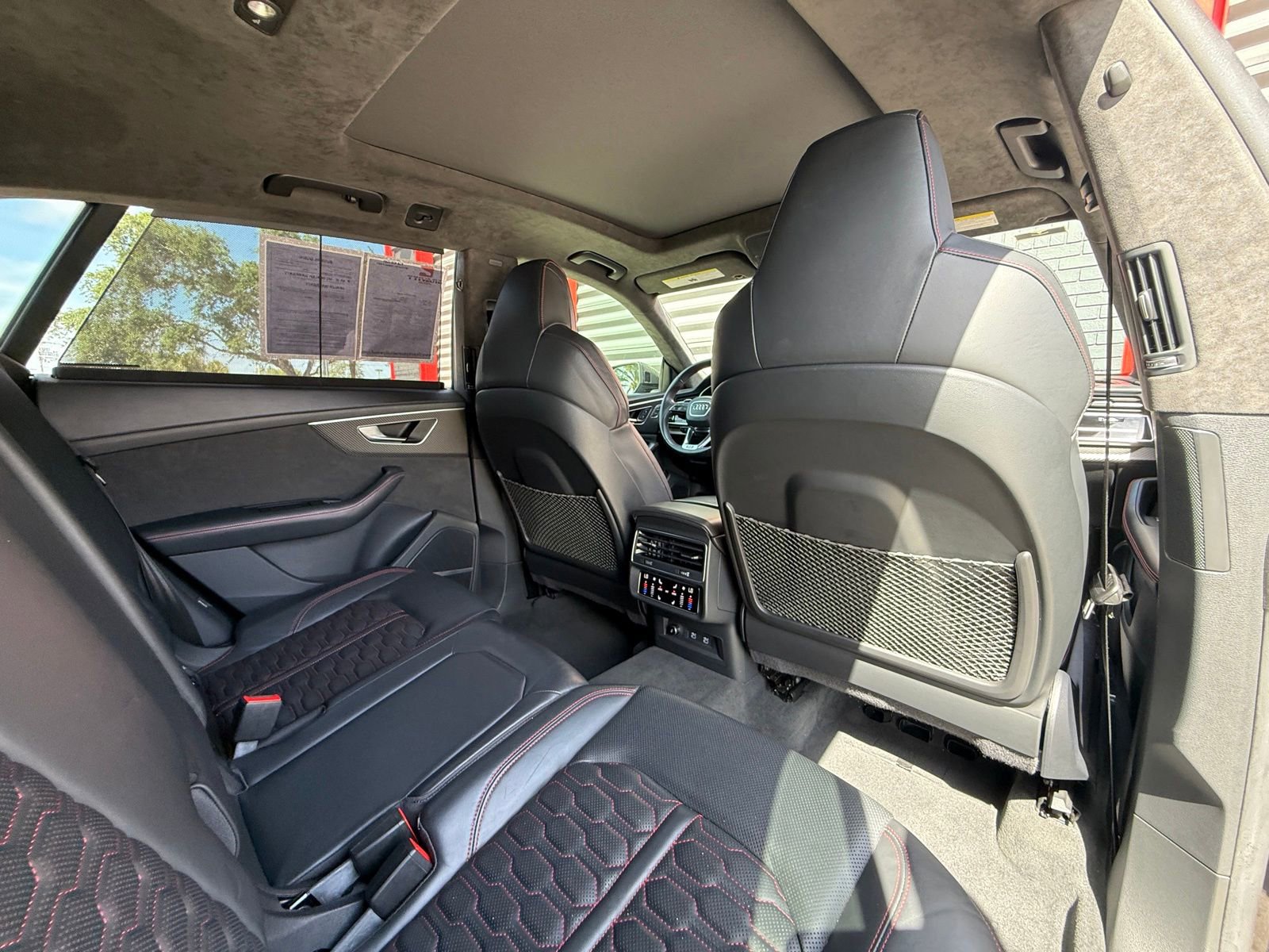 Used 2021 Audi RS Q8 AWD/4WD image 28