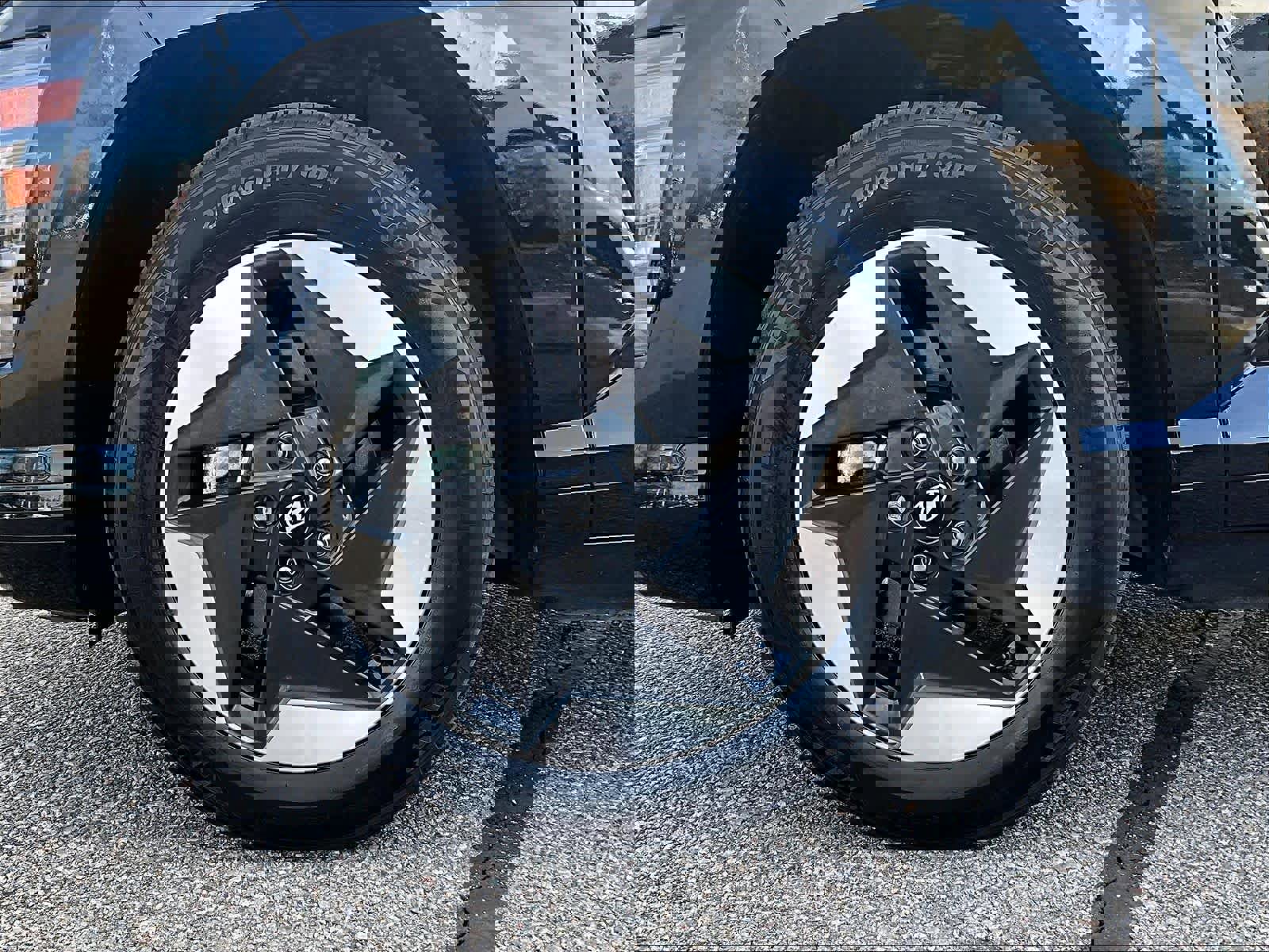 Used 2024 Hyundai Kona Limited image 7